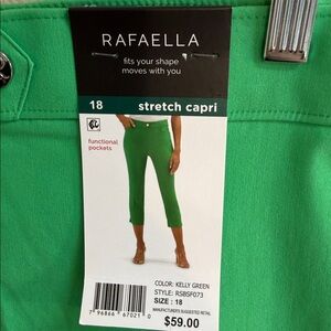 NWT Size 18, Rafaella Elastic Waist Capri Pants in “Kelly Green”